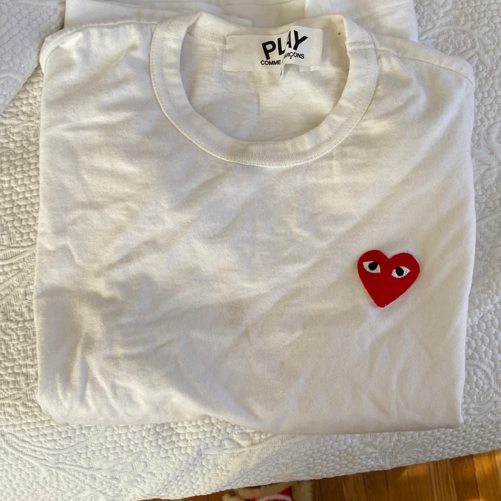 Play Commr see grarcons shirt